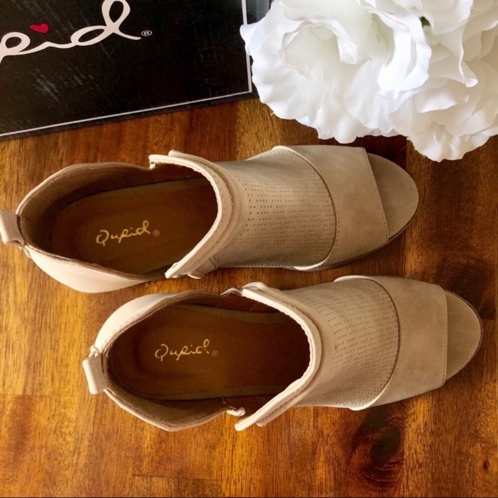 NEW Qupid | peep toe booties taupe - Picture 5 of 8